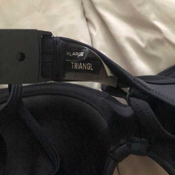 Triangl bikini top. - Picture 4 of 4